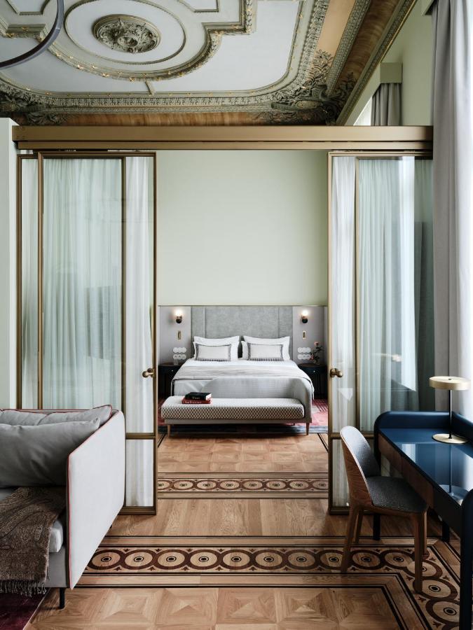Hotel Altus Palace - Destigo Hotels Wrocław Exteriör bild A suite at the Mandarin Oriental, Milan