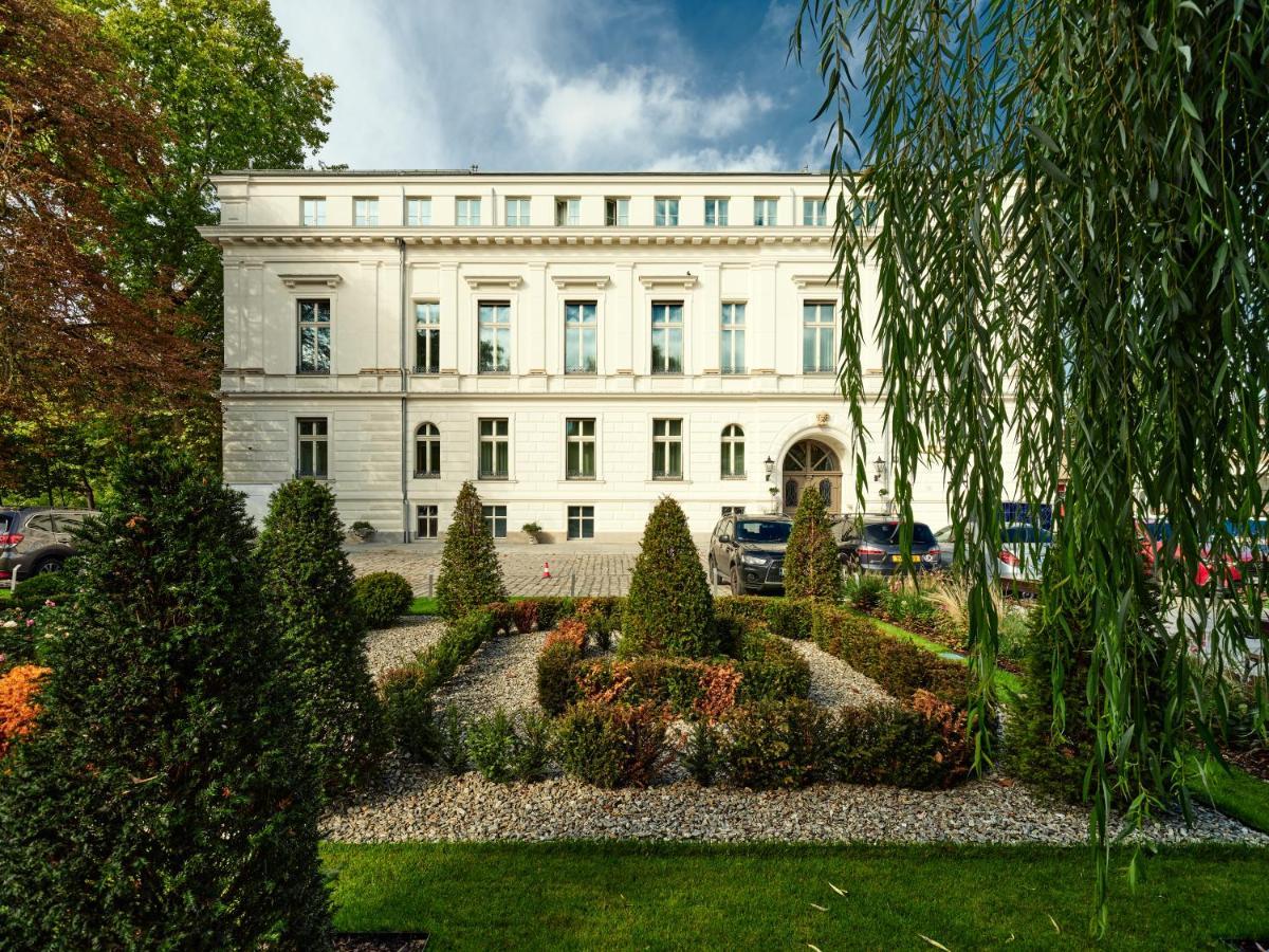 Hotel Altus Palace - Destigo Hotels Wrocław Exteriör bild The German National Academy of Sciences Leopoldina