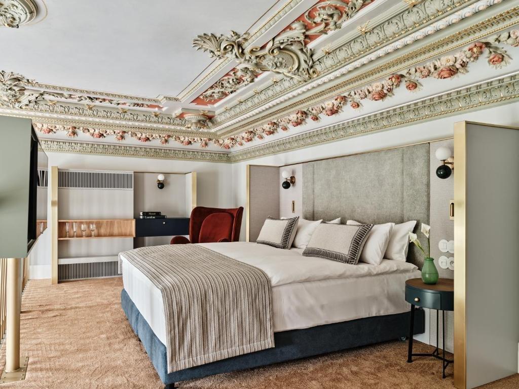 Hotel Altus Palace - Destigo Hotels Wrocław Exteriör bild Suite